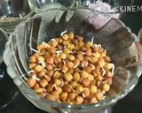 A picture of step 1 of Sprouted chana salad.