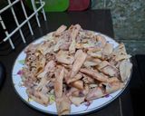 Foto langkah ke 1 dari resep Sambal Cumi Asin Cabe Gendot.