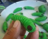 Foto langkah ke 5 dari resep Caterpillar cookies/kuker ulet.