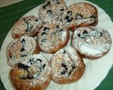 A picture of step 5 of Blueberry Far Bretons.