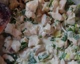 Foto del paso 4 de la receta: Pollo al verdeo con papas al horno