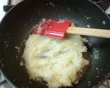 A picture of step 1 of Everyone Loves This Meat Sauce (Bolognese).