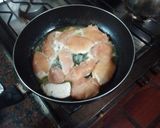 Foto del paso 1 de la receta: Pechuga de pollo a la crema de puerros