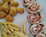 Foto del paso 1 de la receta: Rollitos de tortilla, queso y salmón ahumado