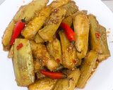 Hình bước làm 3 của món Chuối xanh kho sả ớt