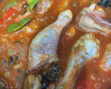 Foto del paso 3 de la receta: 531. Pollo al romero con aceitunas negras y alcaparras (principal carne)