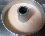 A picture of step 8 of Sakura-Flavored Chiffon Cake.