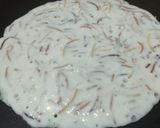 A picture of step 5 of Seviya Uttapam.