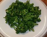 Brokkolileves sajtgombóccal recept fázis 2 fotója