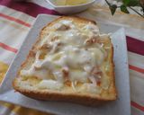 A picture of step 5 of Sweet Onion and Sweet Chili Sauce On Toast.
