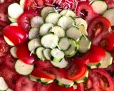 Une image de l'étape 2 de Tarte tomates, courgettes printanière.