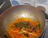 Foto langkah ke 3 dari resep Ceker Pedas Daun Jeruk.
