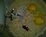 A picture of step 4 of Oatmeal banana bread.