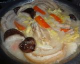 A picture of step 4 of Shio-Koji & Sake Lees Hot Pot.