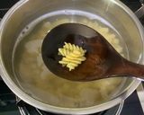 Foto langkah ke 1 dari resep Fusilli Aglio Olio.