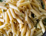 Foto del paso 3 de la receta: Penne Rigate con crema de espinacas