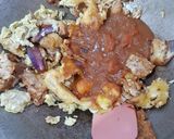 Foto langkah ke 9 dari resep 3T Penyet (Tempe Telur Terung Penyet).