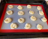 A picture of step 3 of Butter cookies.