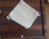 A picture of step 2 of White bread pizza.