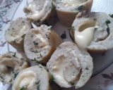 A picture of step 6 of Cheesy Shahi Roll.