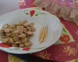 Foto langkah ke 2 dari resep Sate Sosis Lezat.