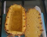 Foto langkah ke 2 dari resep Thai Fried Rice Pineapple.