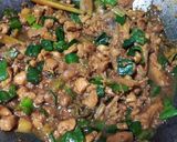Foto langkah ke 5 dari resep Ayam Cincang Kecap(bisa untuk topping bakmi).