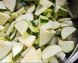 Une image de l'étape 1 de Gratin de courgettes.