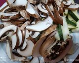 Foto del paso 1 de la receta: Udon con verduras, tortilla y secreto adobado
