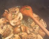 A picture of step 3 of Garlicky Mushrooms.
