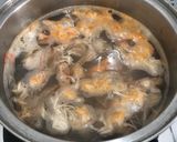 Foto langkah ke 2 dari resep Air Kaldu Udang (kepala kulit udang).
