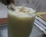 A picture of step 3 of Banana Apple Smoothie.