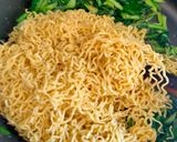 Foto langkah ke 4 dari resep Bakmie Sayur.