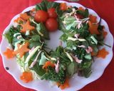 A picture of step 7 of Christmas Wreath Salad with Colorful Mayonnaise.
