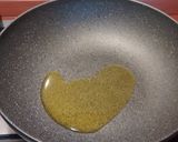 A picture of step 4 of Pasta with pesto, ricotta cheese and tomato.
