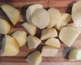 Foto del paso 2 de la receta: Patatas guisadas con magro