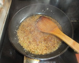 A picture of step 5 of Seared Tuna with Onion Sauce.