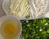 A picture of step 2 of Hot and Sour Soup.