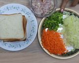 A picture of step 1 of Bread Manchurian.