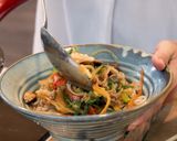 Foto langkah ke 8 dari resep Jjamppong Mie Kuah Korea Bahan Lokal.