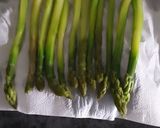 Foto del paso 5 de la receta Espárragos verdes con vinagreta templada de tomate 🍅