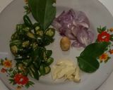 Foto langkah ke 2 dari resep Kikil kecap cabe ijo.