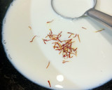 मखाना अंजीर खीर (makhana anjeer kheer recipe in Hindi) रेसिपी चरण 2 फोटो