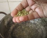 சப்பாத்தி வித் இன்ஸ்டன்ட் குருமா ரெசிபி ஸ்டேப் 2 புகைப்படம்