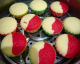 Foto langkah ke 7 dari resep Bolu Kukus Merah Putih.