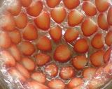 A picture of step 4 of "Strawberry Hill" Yogurt Mousse No. 2.