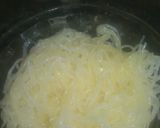 Foto langkah ke 4 dari resep Darbi (dadar bihun) cemilan murah meriah, simpel cuma 2 bahan.