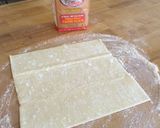 A picture of step 4 of Sfogliatelle.