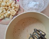 Foto del paso 2 de la receta: Muffins/ Magdalenas harina integral con manzana 🧁 fácil, económica y con tips para principiantes 🍎