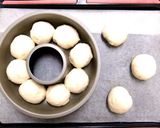 A picture of step 3 of All-Purpose Shiratamako Dough Moist and Springy.